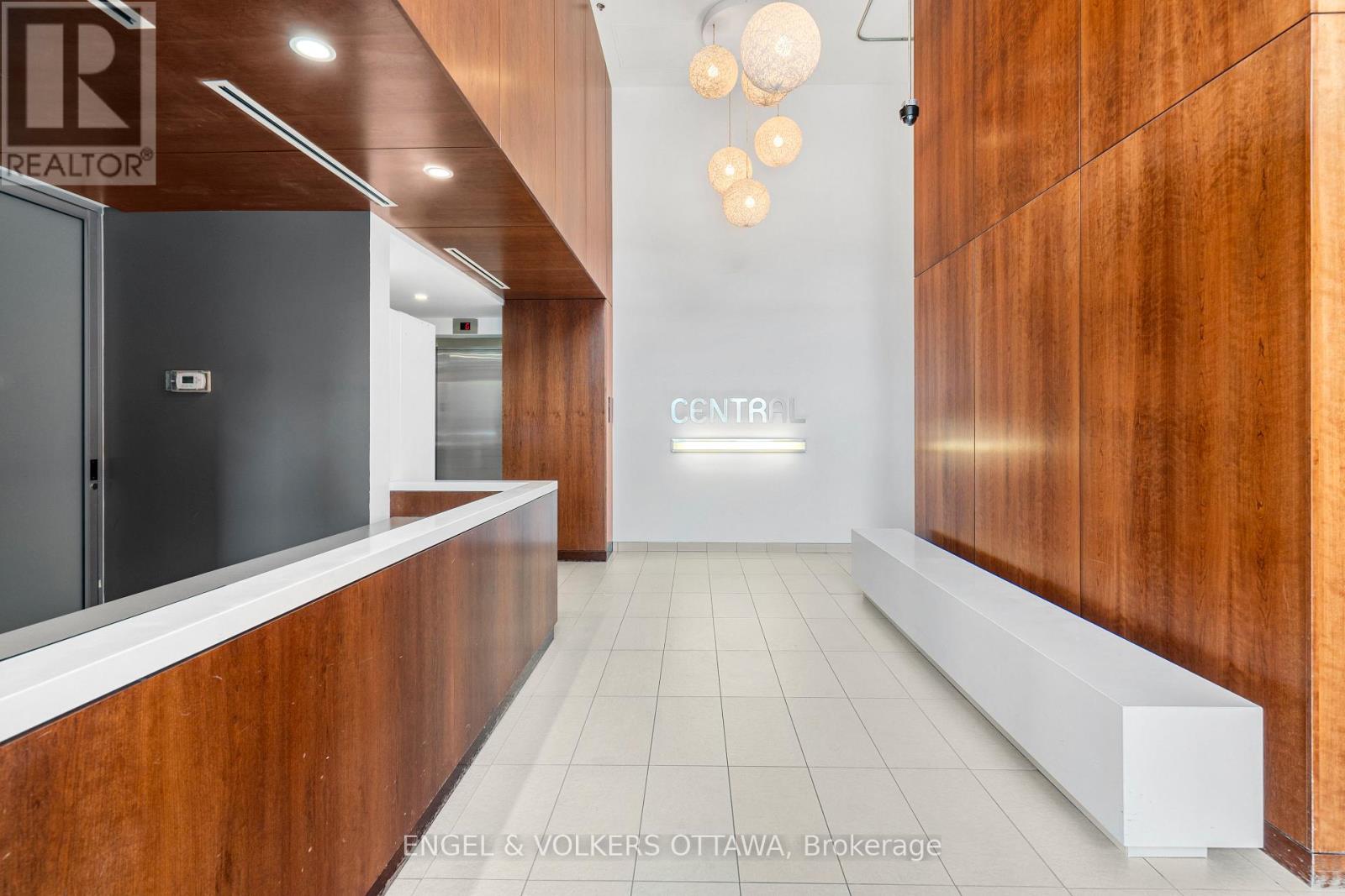 #205 354 GLADSTONE AVENUE - 3