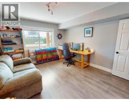 8206 Centennial Drive, Powell River, BC  Photo 18