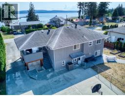 8206 Centennial Drive, Powell River, BC  Photo 28