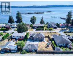 8206 Centennial Drive, Powell River, BC  Photo 29