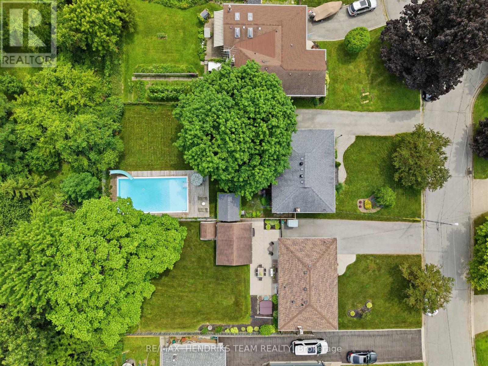 8 TUDOR GATE PLACE - Image 34
