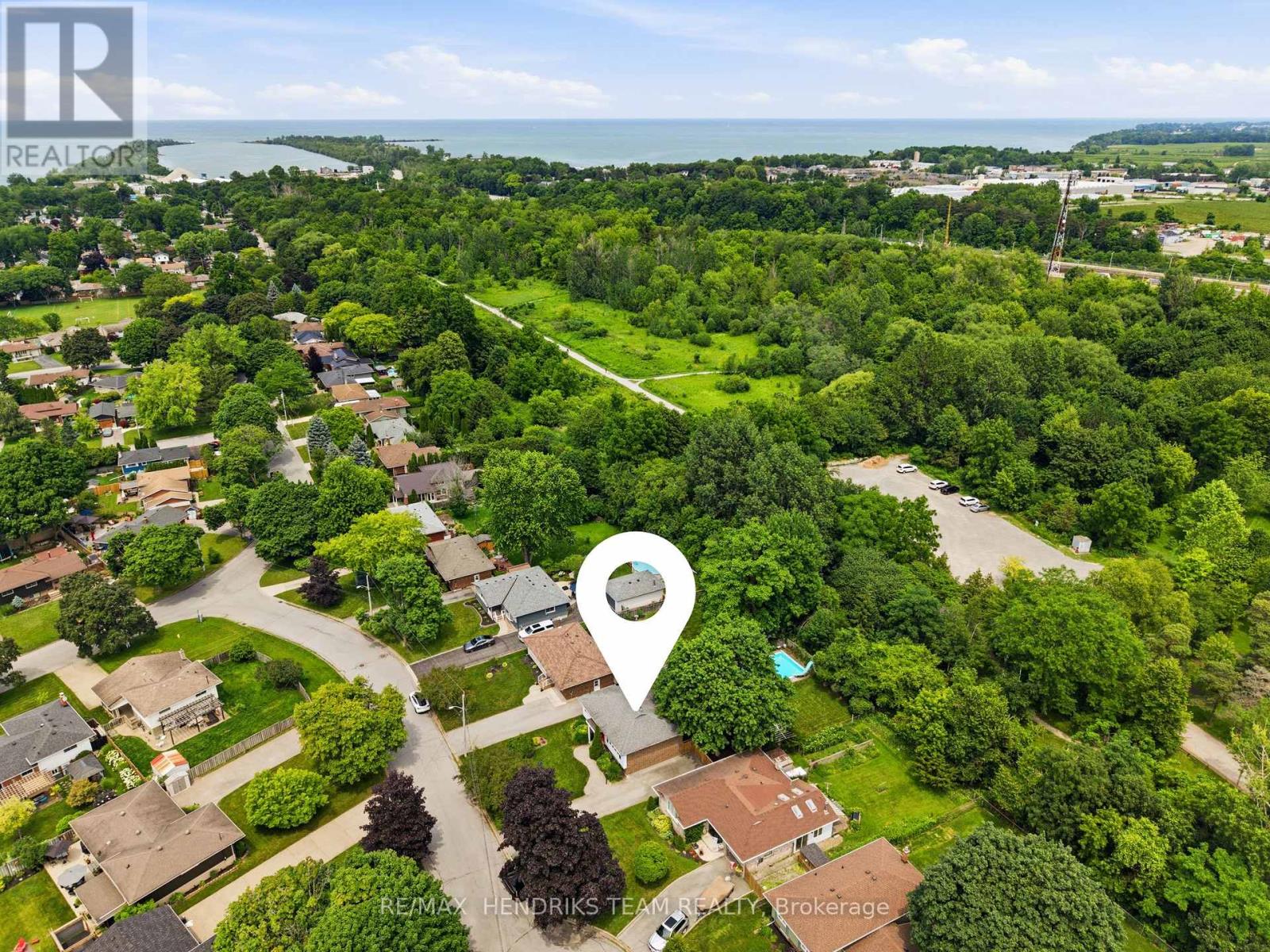 8 TUDOR GATE PLACE - Image 36