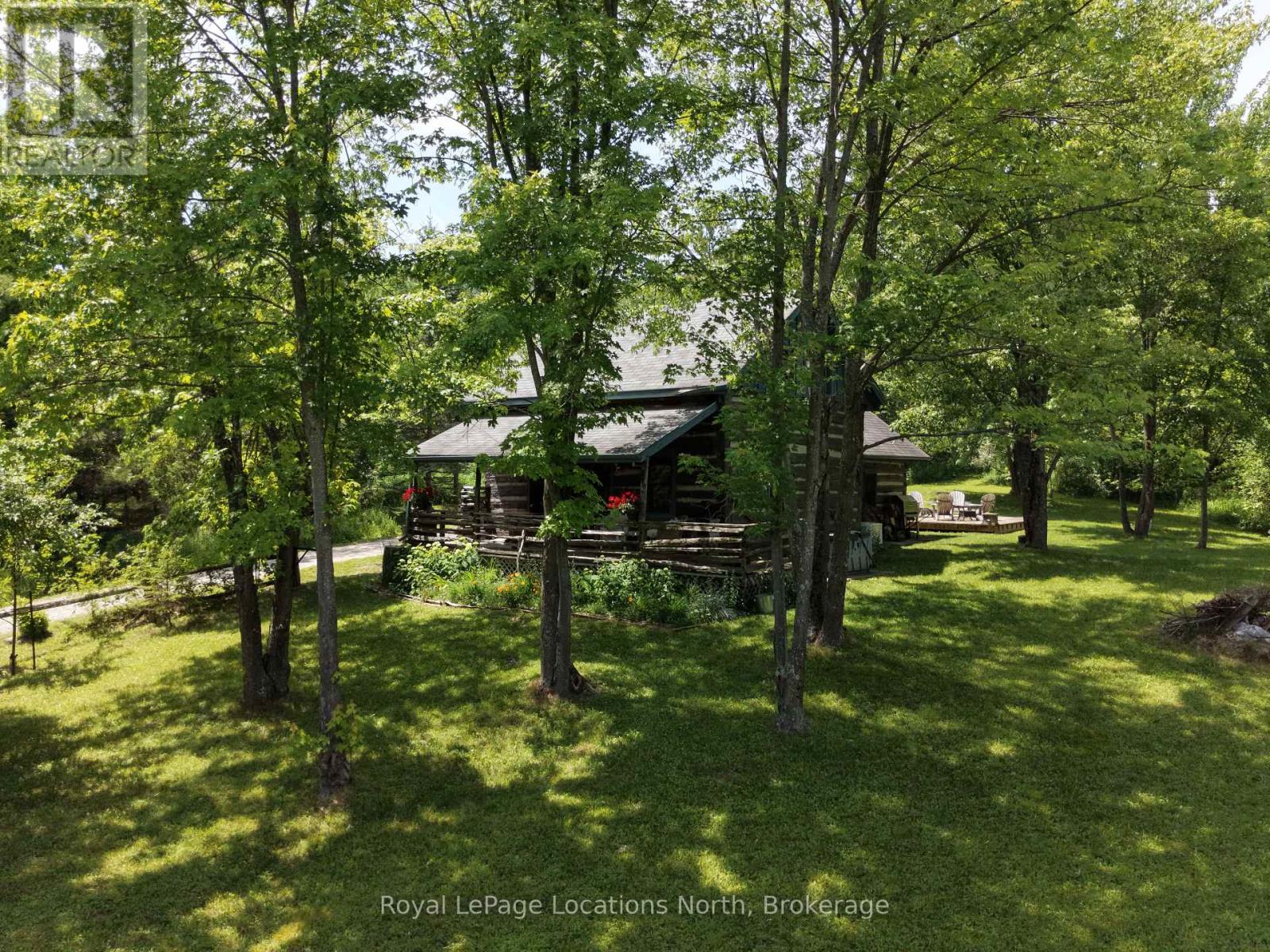 131 AMIK COURT - 32