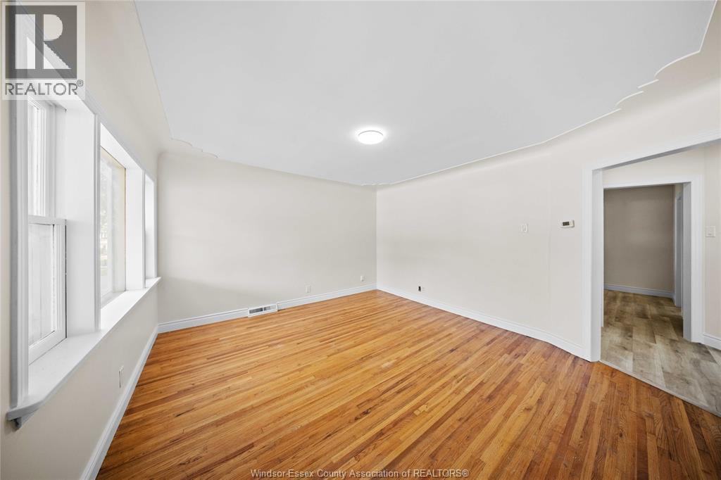 1465 CAMPBELL AVENUE - 12