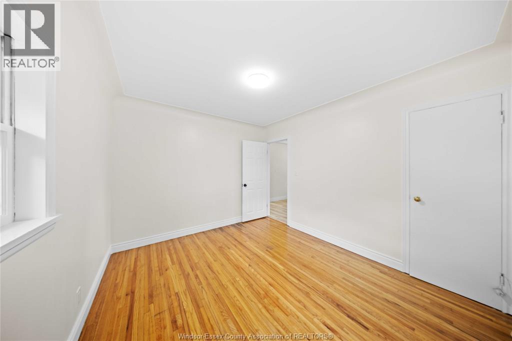 1465 CAMPBELL AVENUE - 16