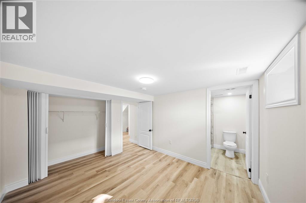1465 CAMPBELL AVENUE - 40