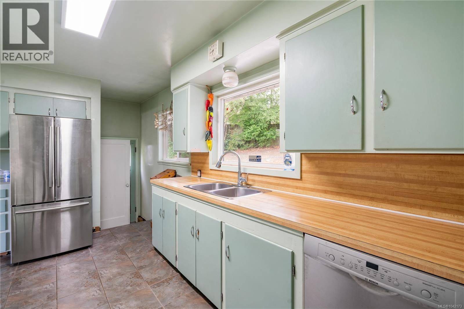 4511 Pachena Pl - 11