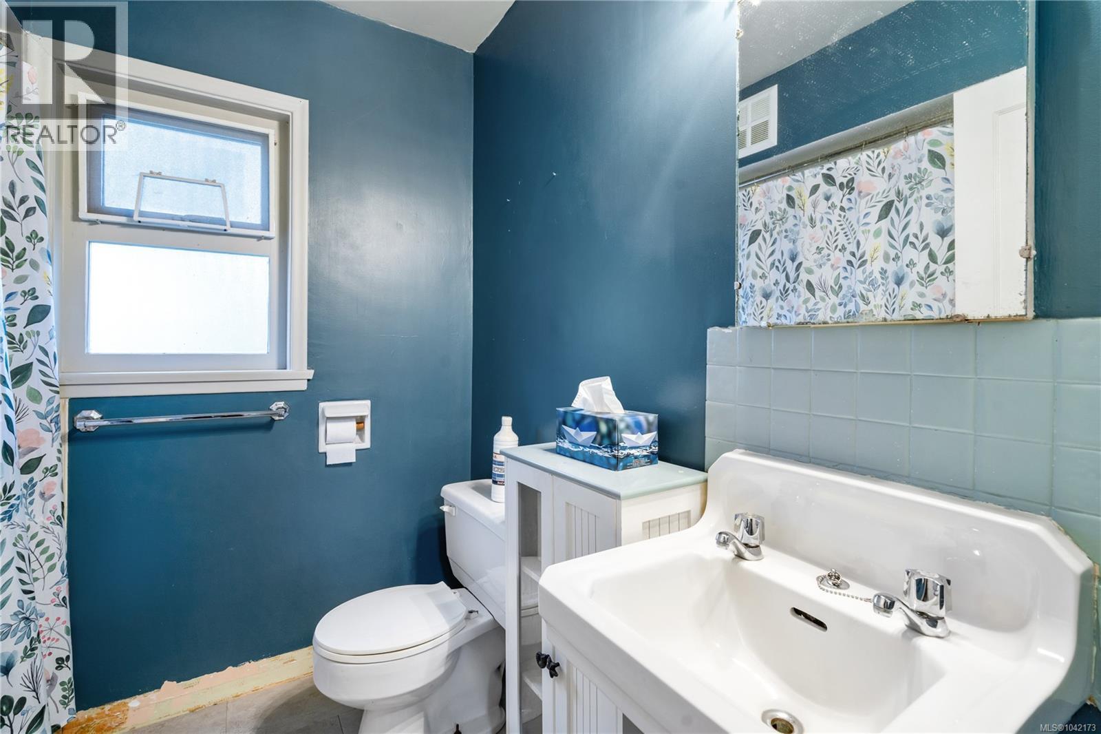 4511 Pachena Pl - 17