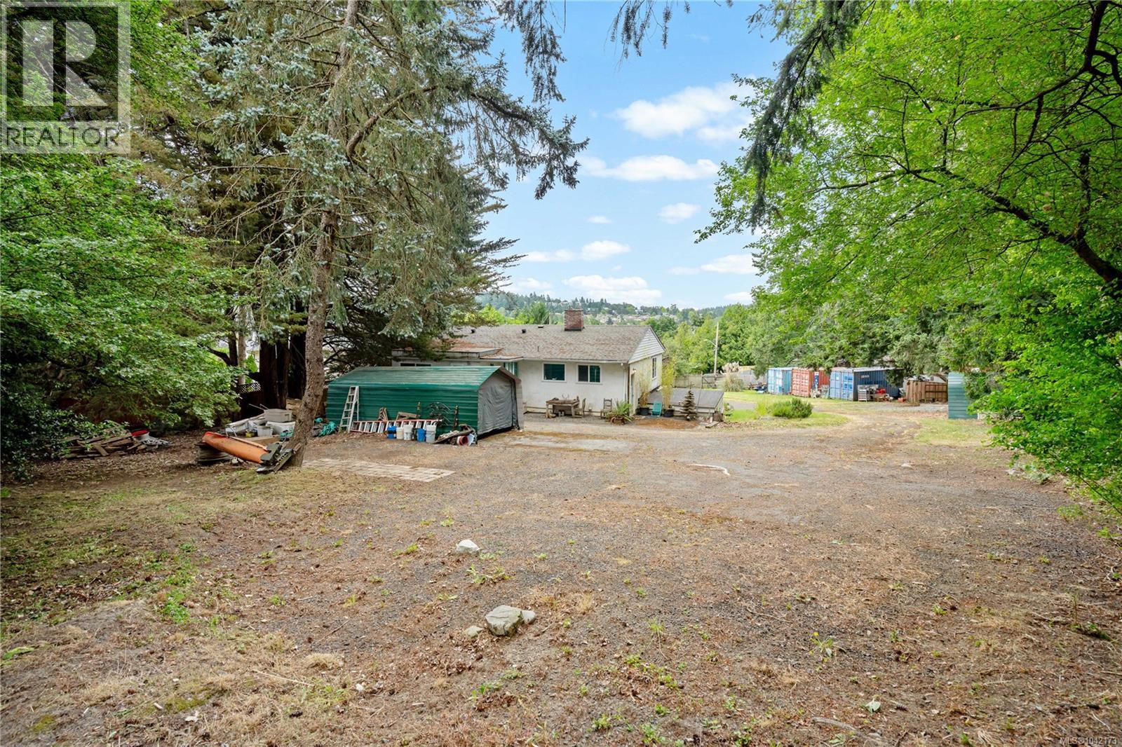 4511 Pachena Pl - 33
