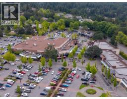 4511 Pachena Pl, Saanich, BC V8X2P1 Photo 48