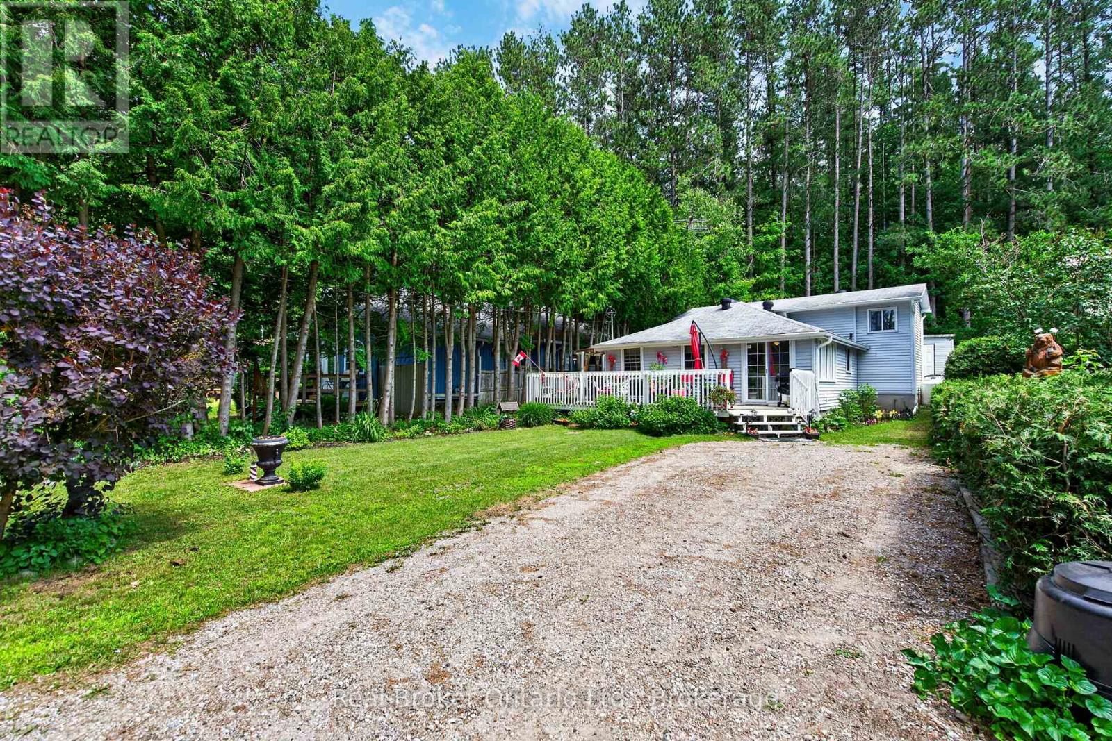 81 ANDREW DRIVE - 2