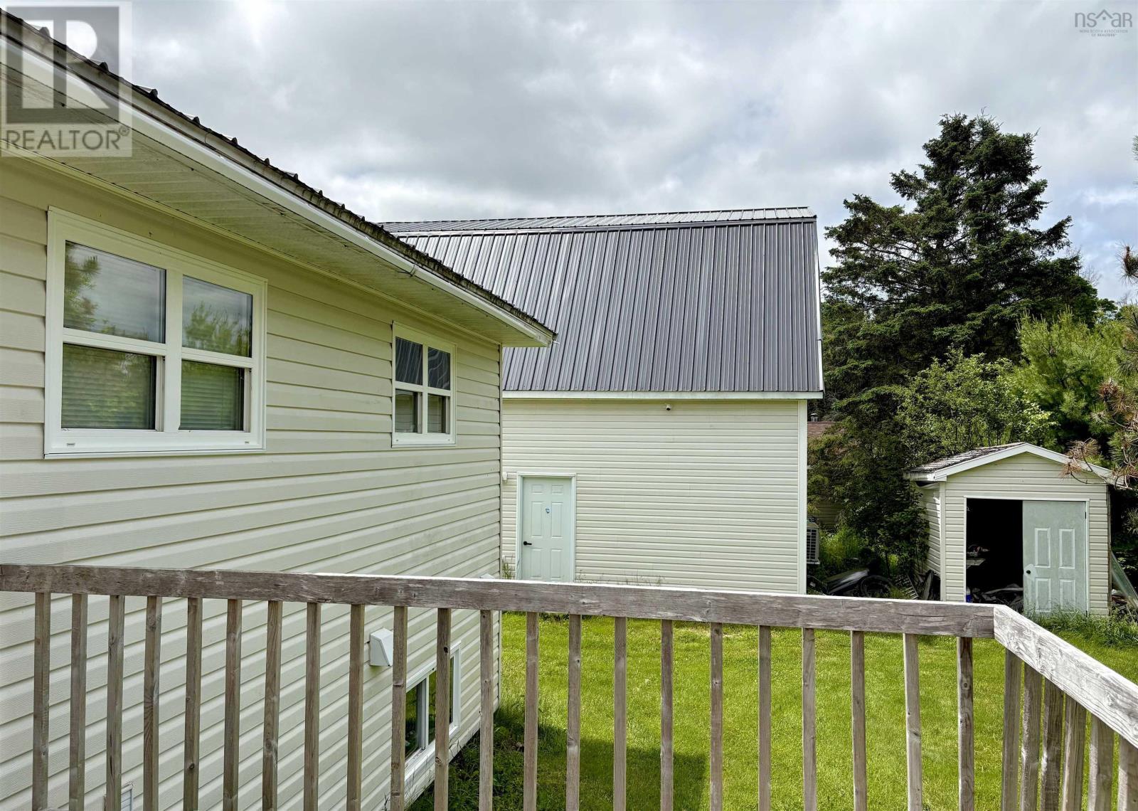 73 Staples Brook Road - 37