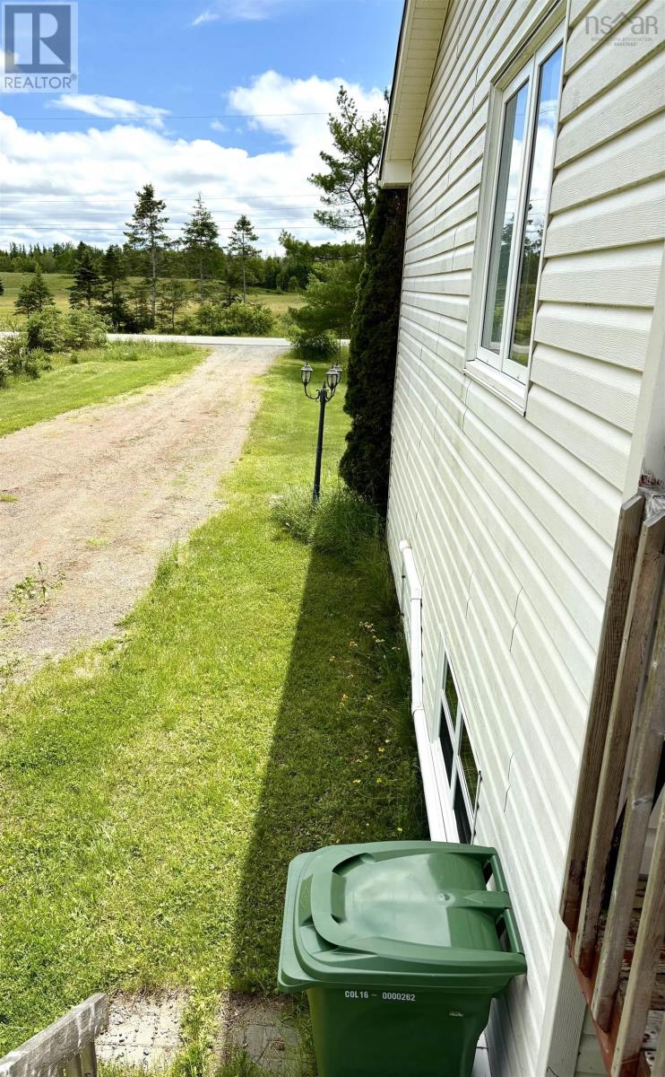 73 Staples Brook Road - 36