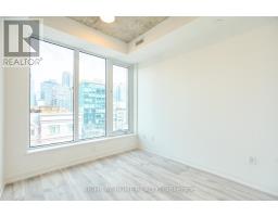 704 - 2 Augusta Avenue, Toronto, ON M5V0T3 Photo 7