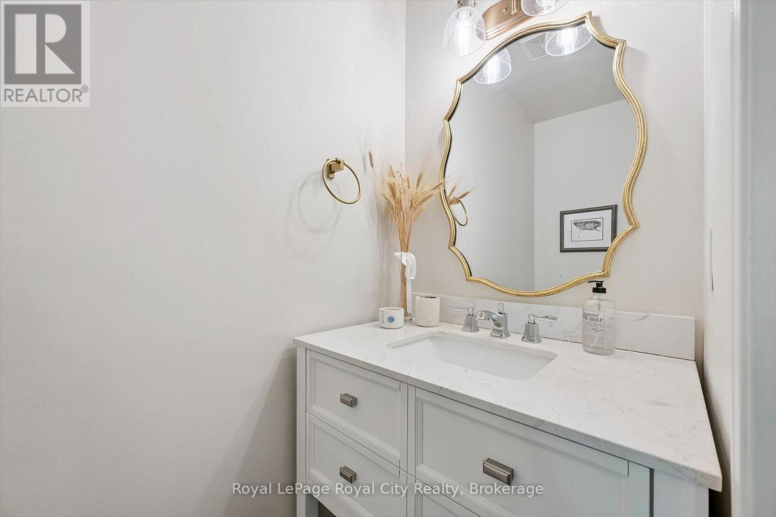 ##12 124 GOSLING GARDENS - Image 14