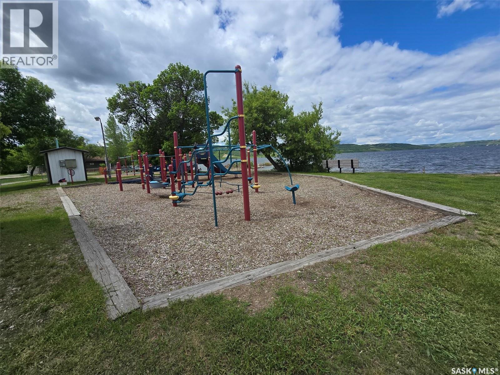 152 Criddle AVENUE - 63