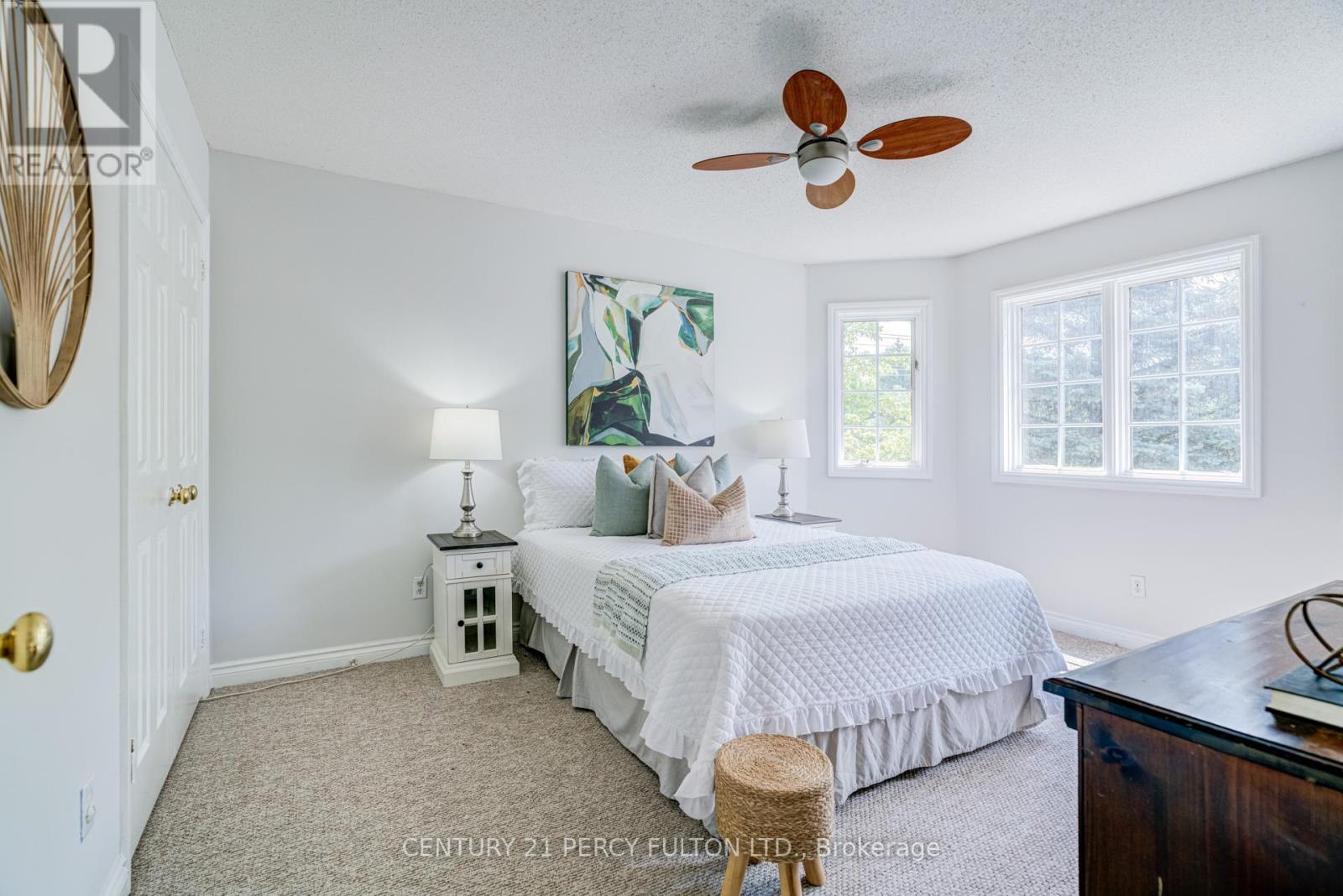 898 BAYLAWN DRIVE - 34