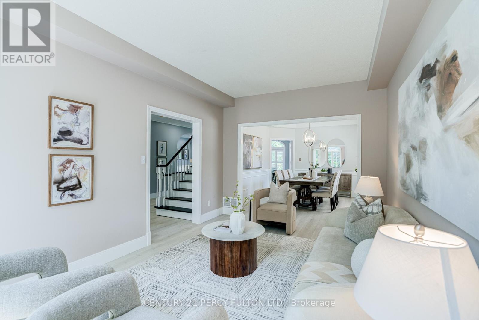 898 BAYLAWN DRIVE - 8