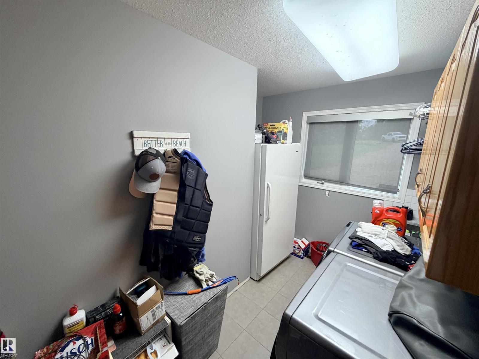 219 56512 RNG ROAD 111 - 6