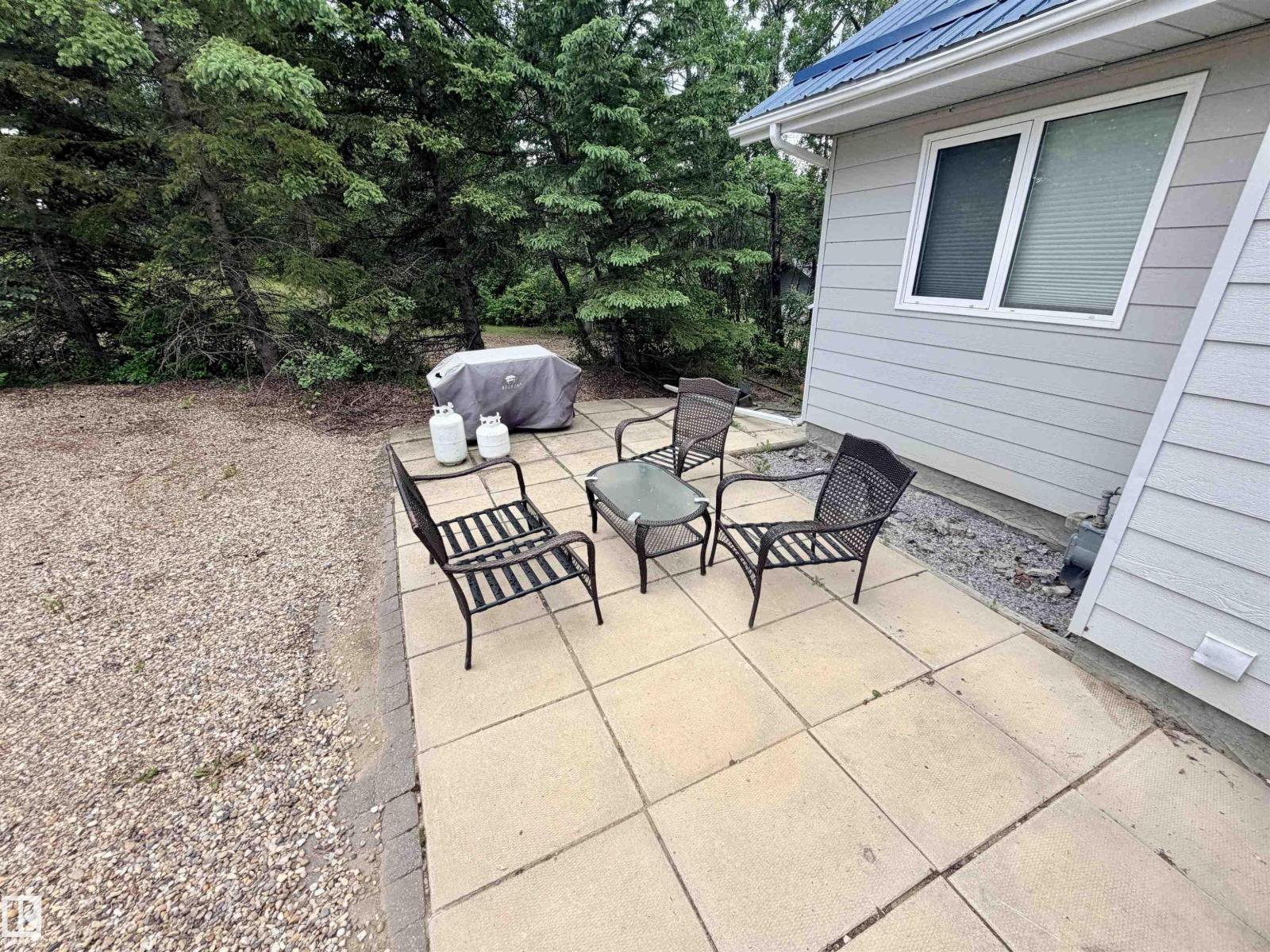 219 56512 RNG ROAD 111 - 48