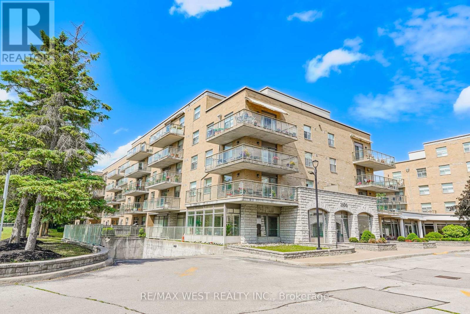 #414 2506 RUTHERFORD ROAD - 2