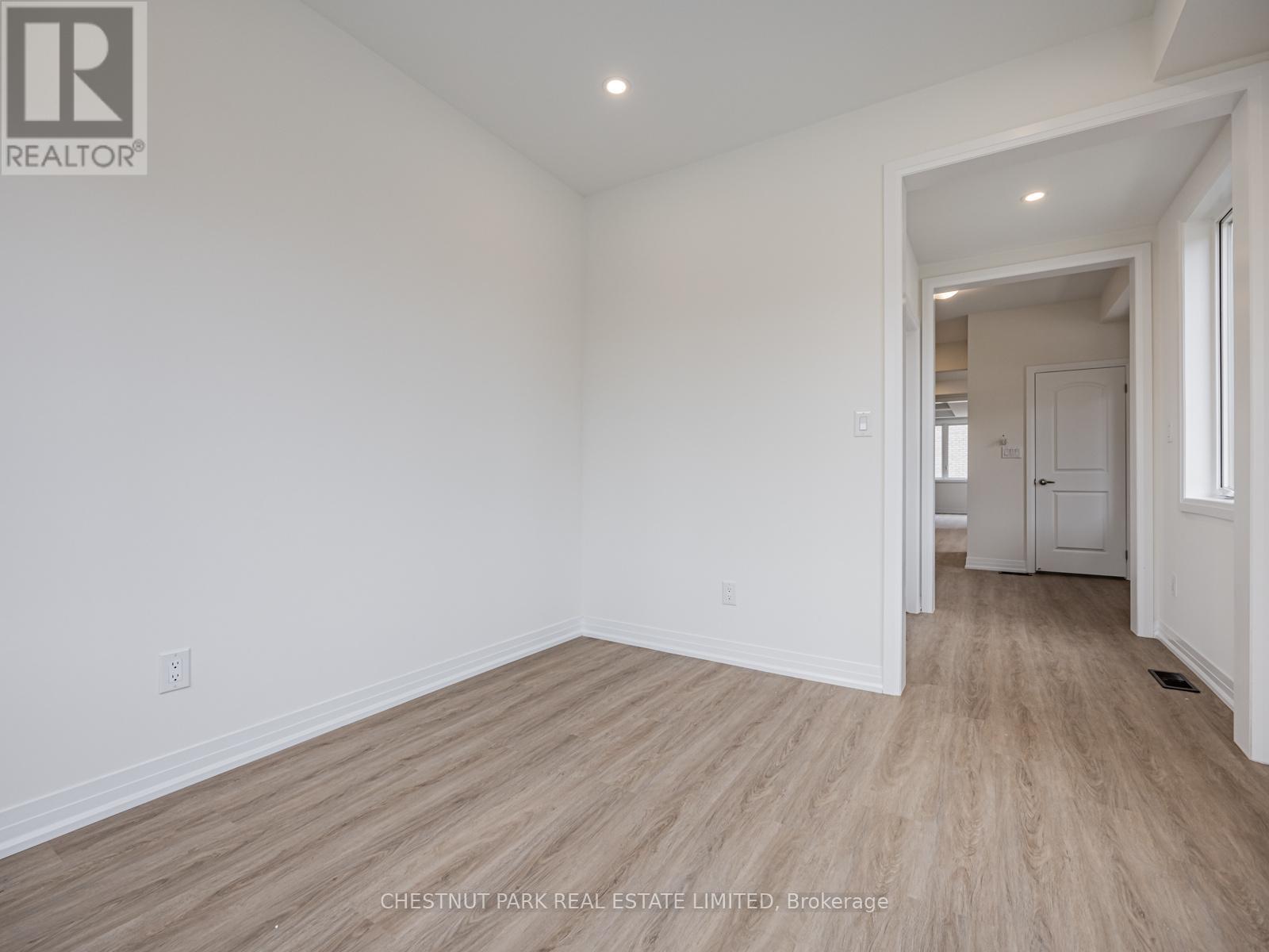 41 ROBERT EATON AVENUE - 6