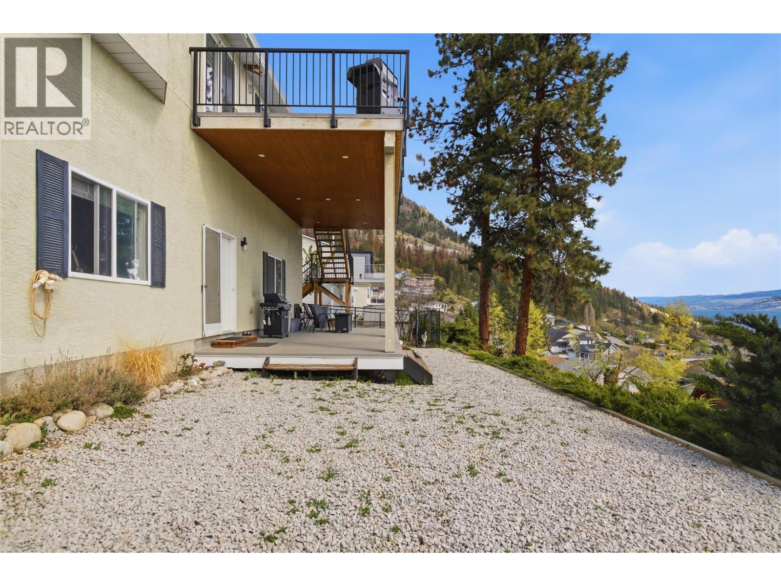 5245 Sutherland Road - 11