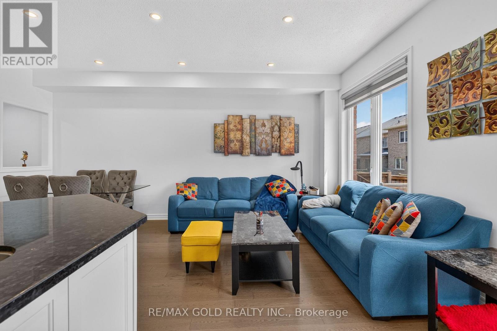 29 RANGEMORE ROAD E - 23