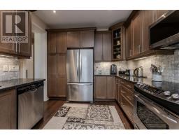 Eating area - 2330 Valleyridge Drive, Oakville, ON L6M5C7 Photo 10