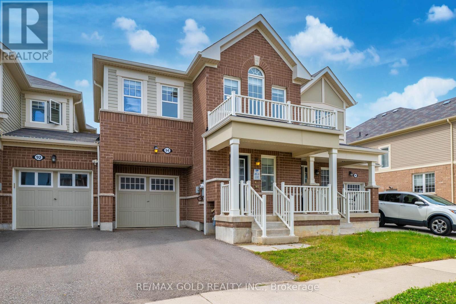 94 BENHURST CRESCENT - 2