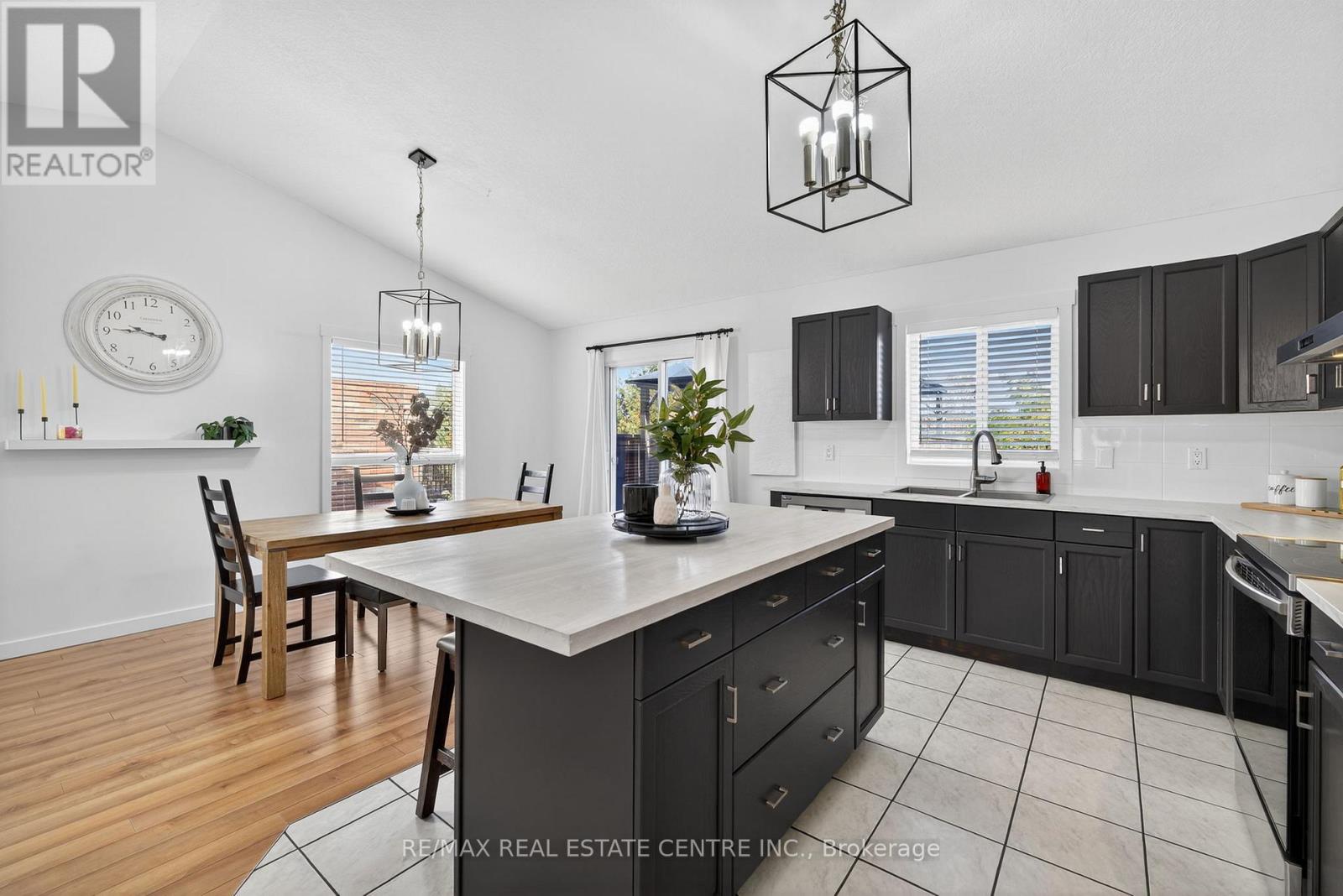 103 HUNTER ROAD - 14