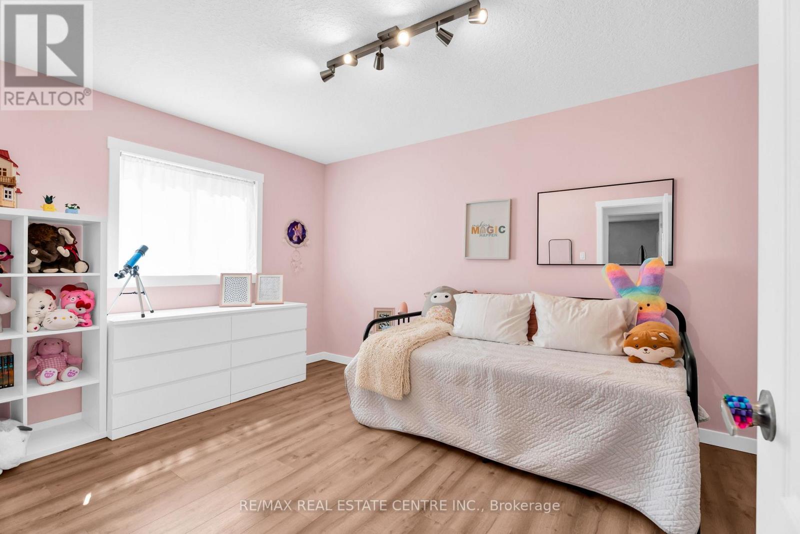 103 HUNTER ROAD - 25