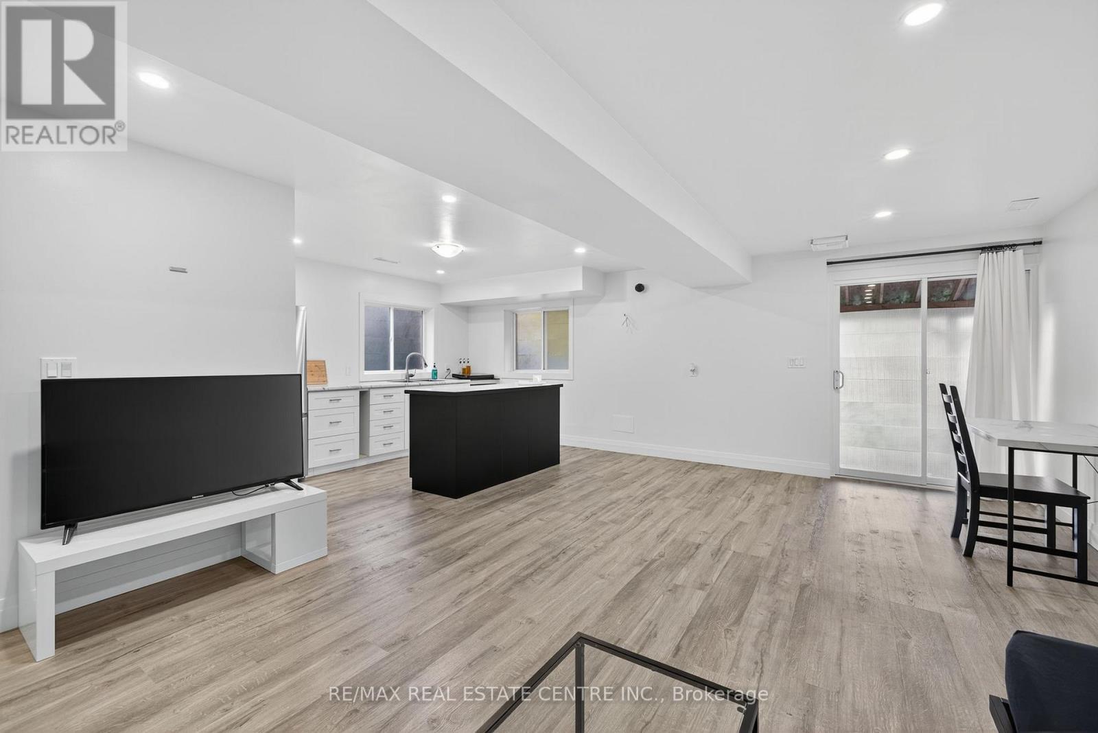103 HUNTER ROAD - 33
