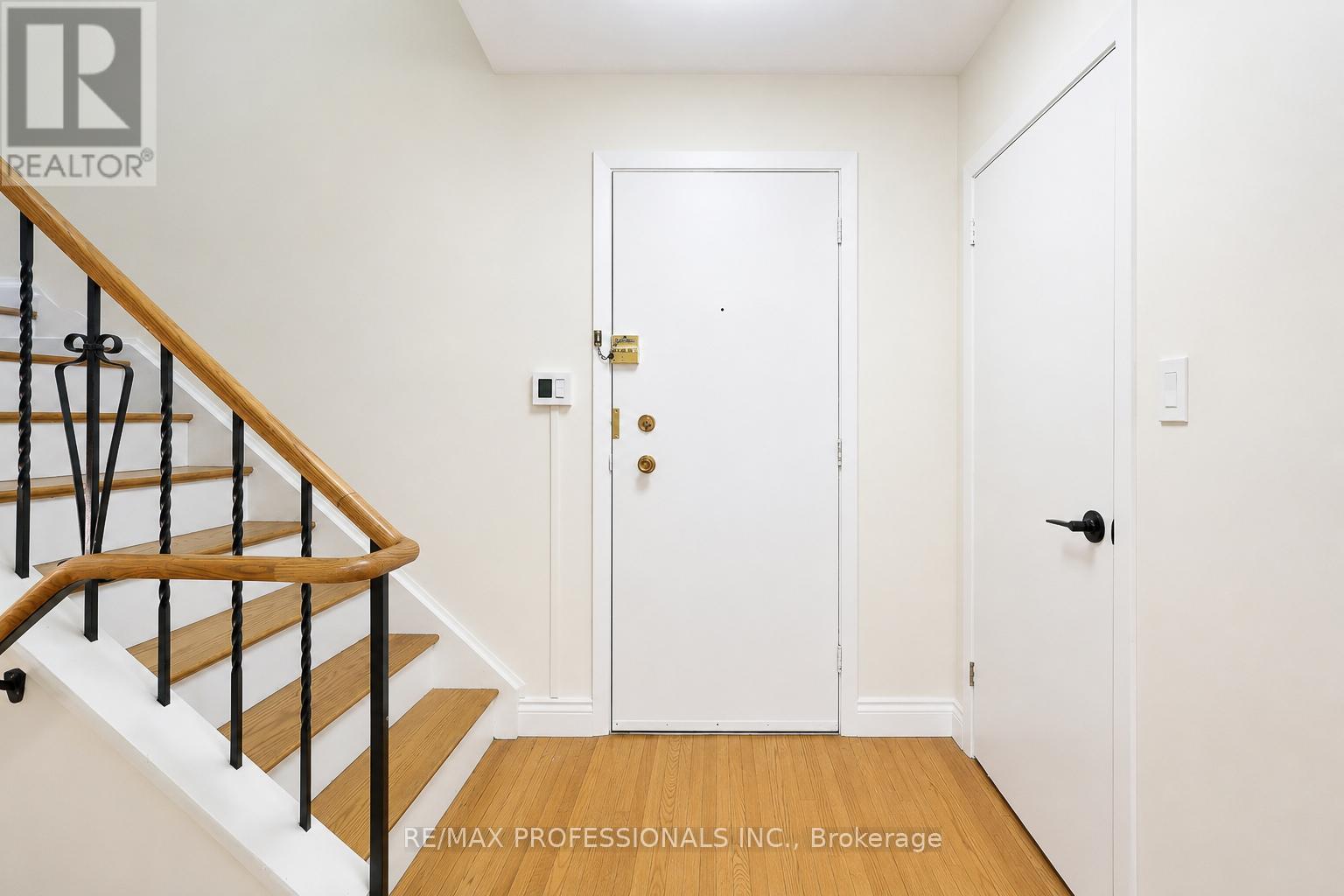 #20 160 CARSBROOKE ROAD - 13