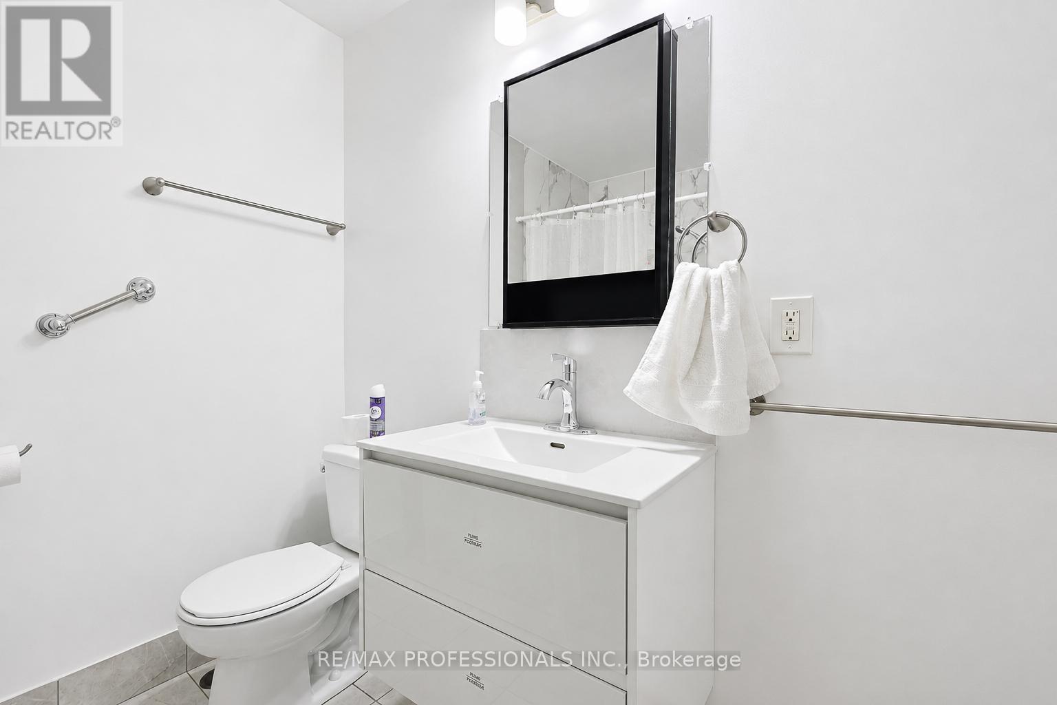 #20 160 CARSBROOKE ROAD - 21
