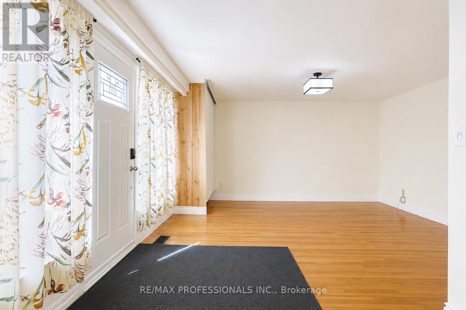 #20 160 CARSBROOKE ROAD - 6