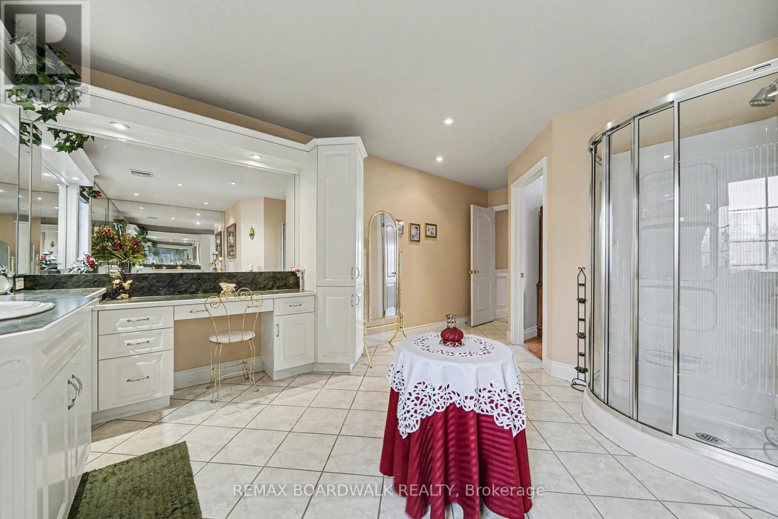 819 LAVAL STREET - 22