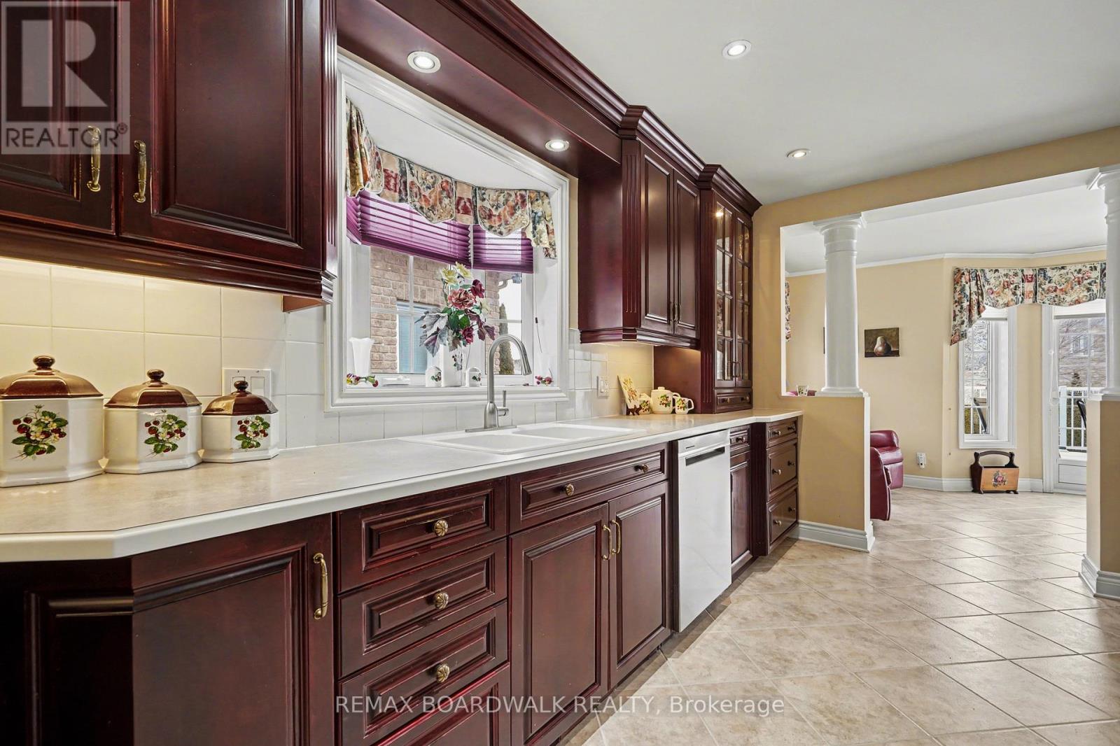 819 LAVAL STREET - 14