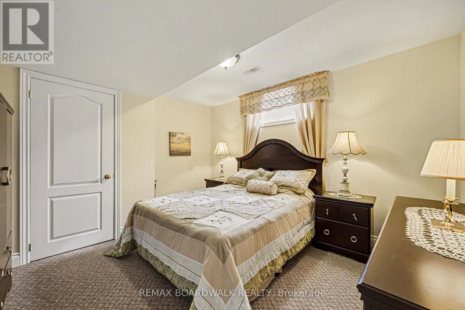 819 LAVAL STREET - 32