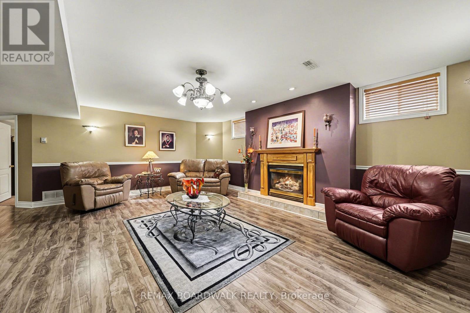819 LAVAL STREET - 27