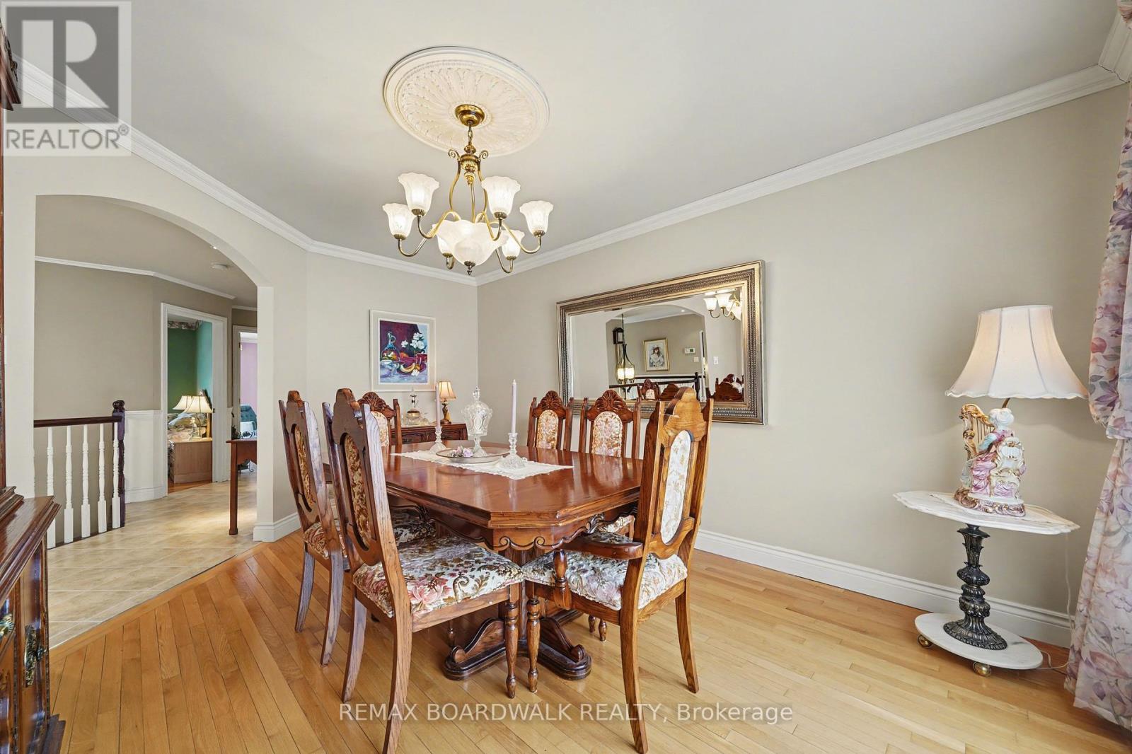 819 LAVAL STREET - 9