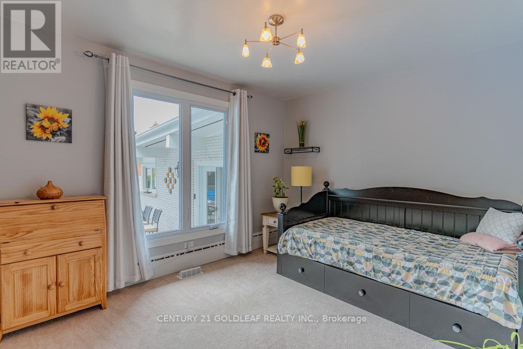 1549 DU PARC AVENUE - Image 32