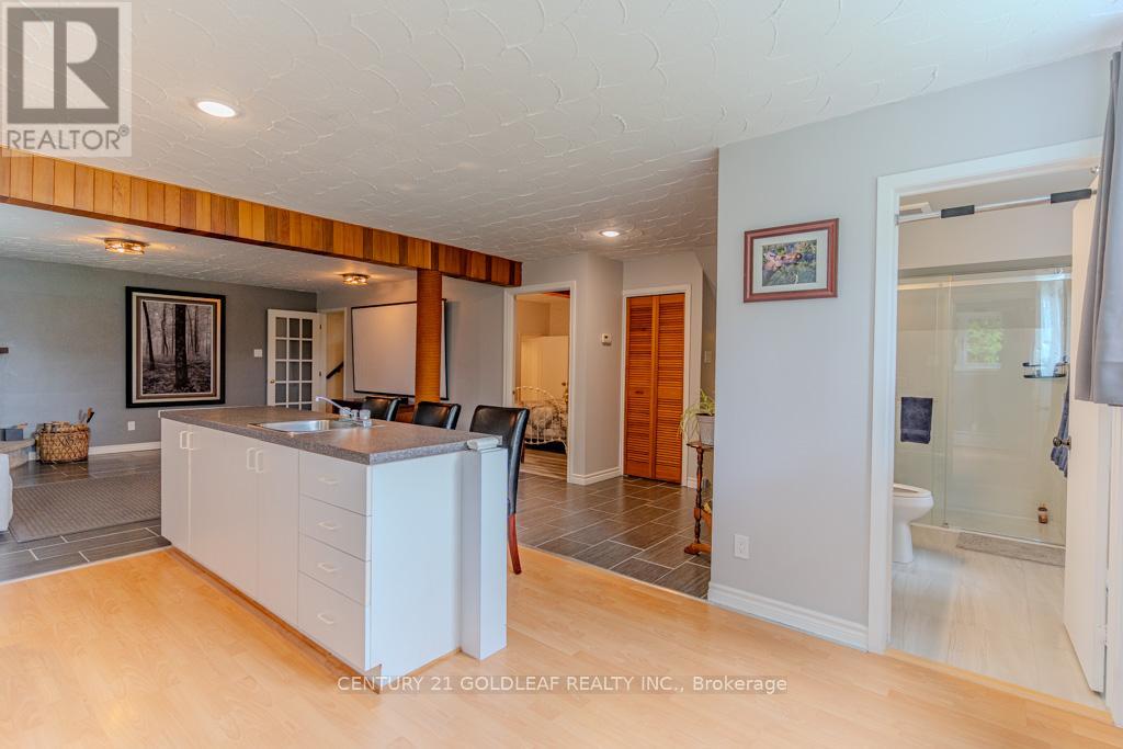 1549 DU PARC AVENUE - Image 36