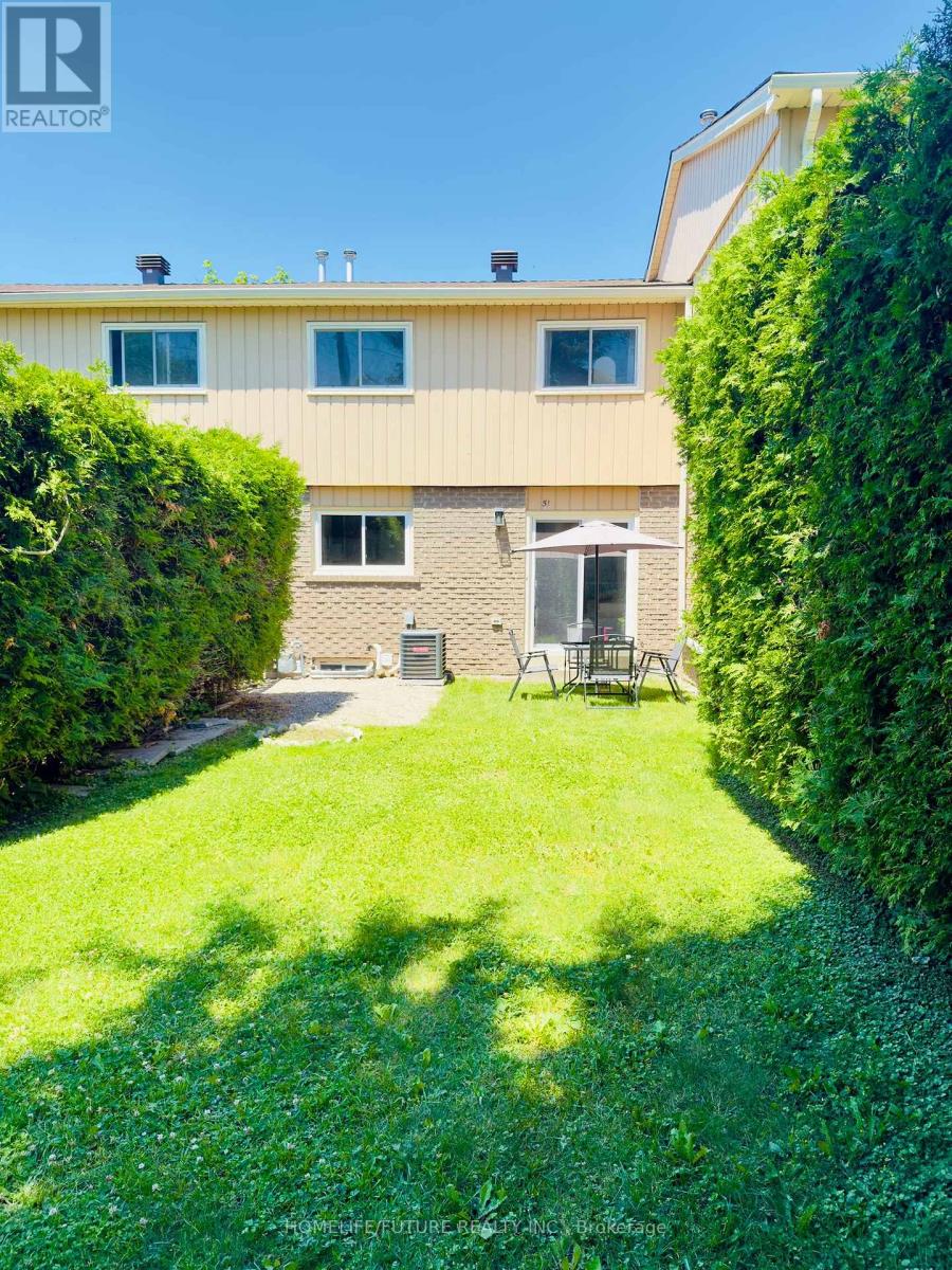 #51 51 PAULANDER DRIVE - 22