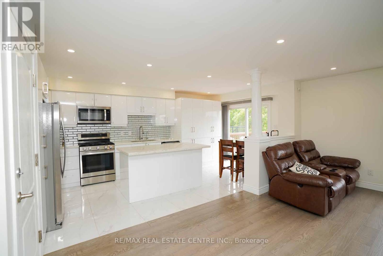 187 ADLER DRIVE - 15