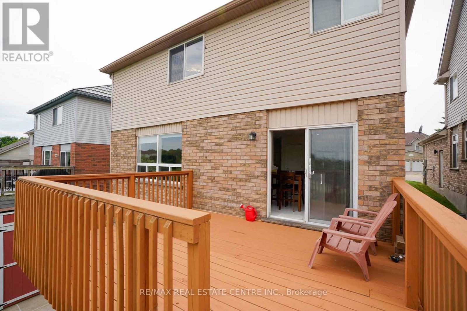 187 ADLER DRIVE - 22