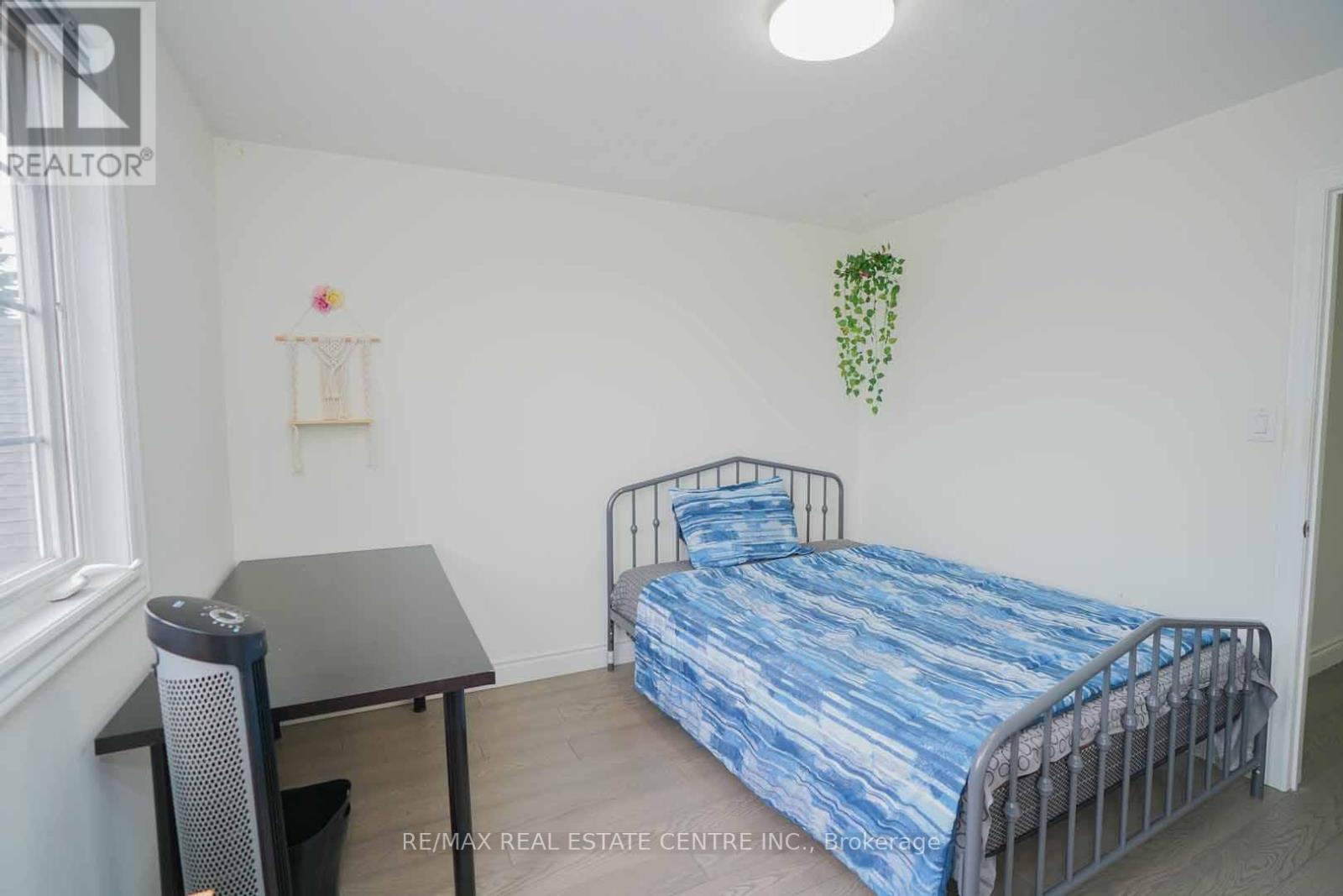 187 ADLER DRIVE - 35