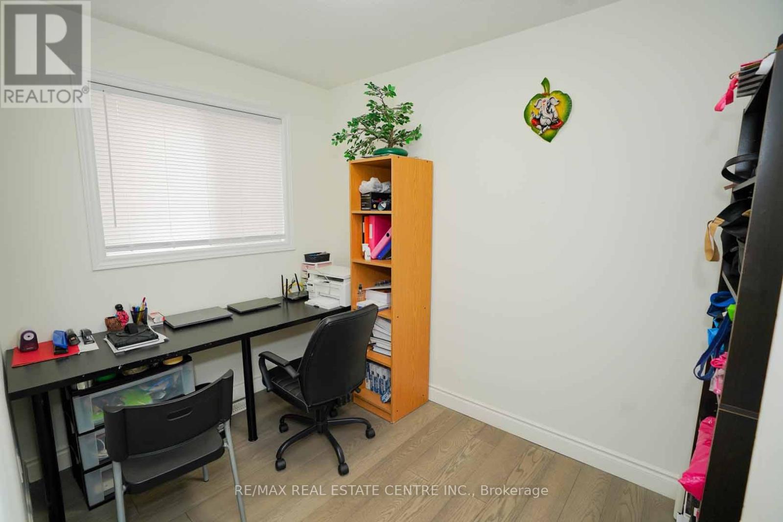 187 ADLER DRIVE - 40