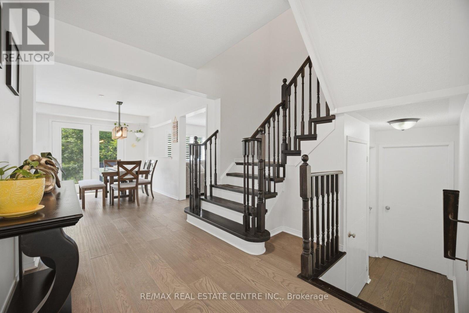 71 BARRETT AVENUE - 23