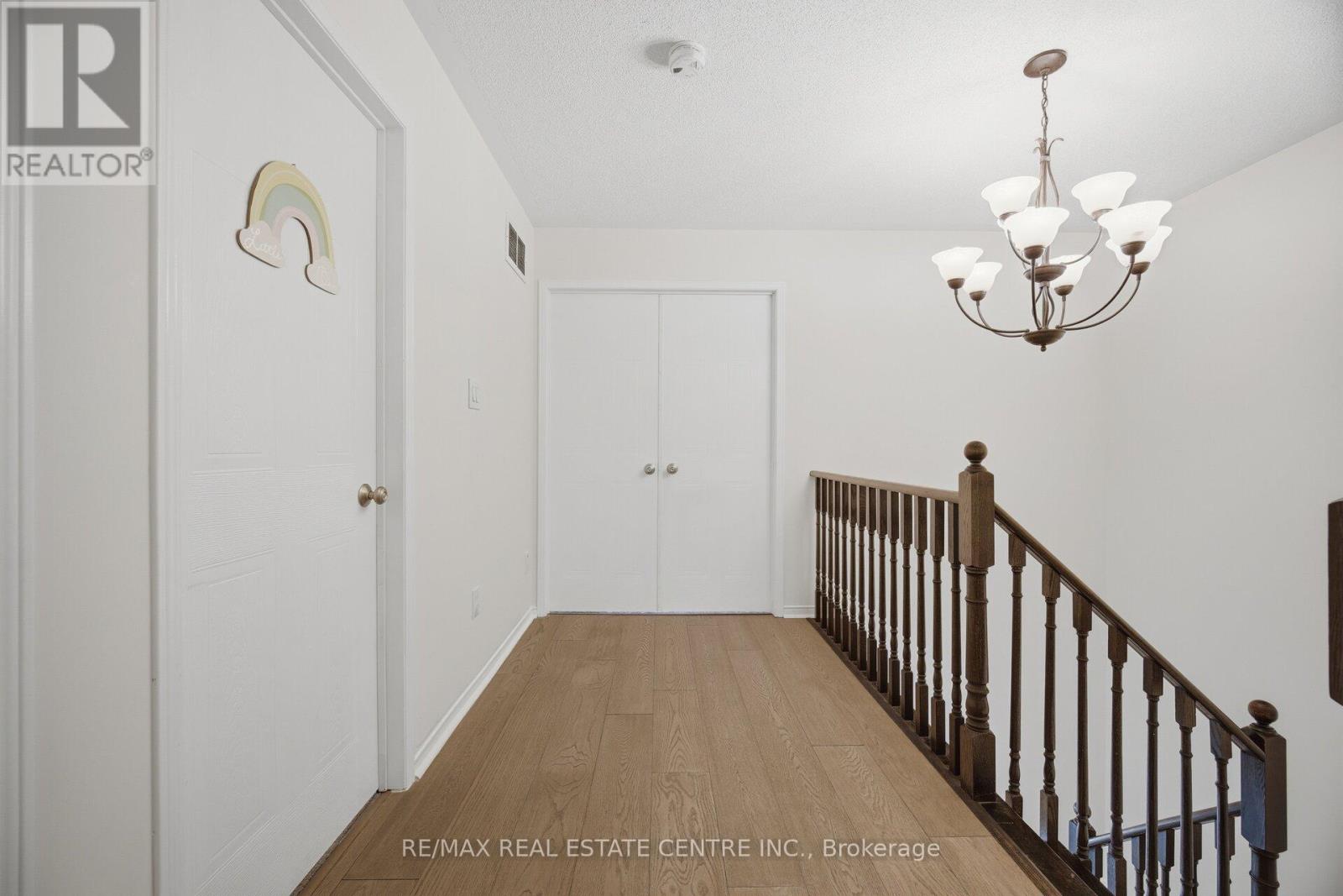 71 BARRETT AVENUE - 24